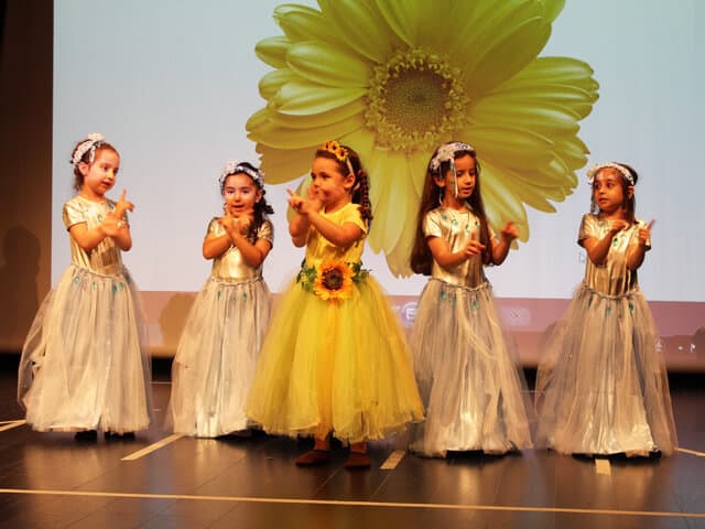 Rays of Light For Early Learning - Image 25